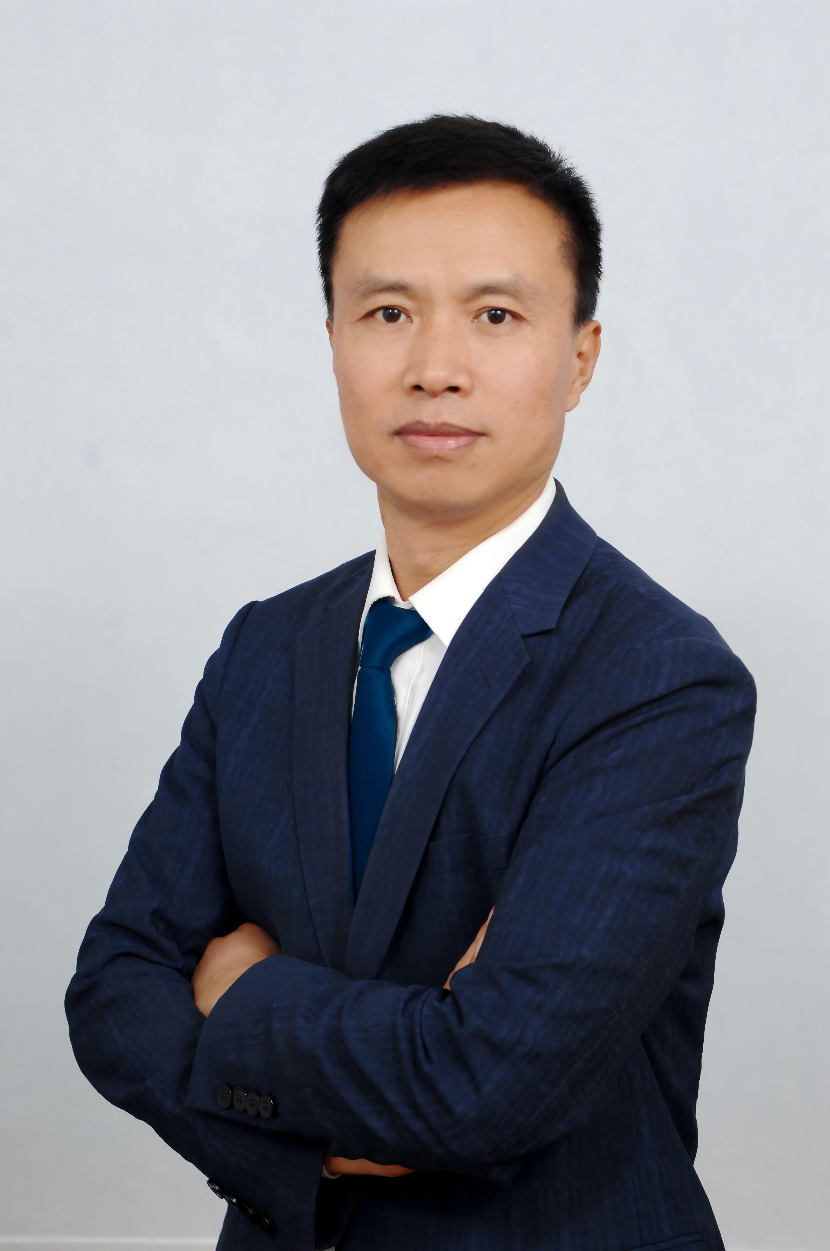 吕连清律师