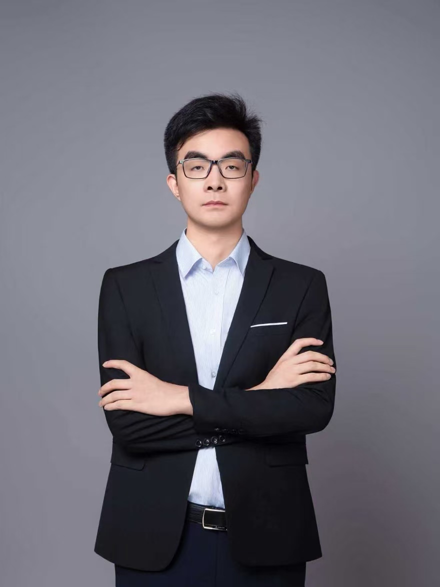 王国强律师